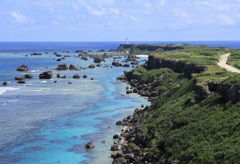 Landscape image of shoreline taken using EOS R50