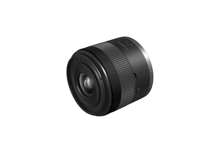 Side slant profile image of RF-S 14-30mm f/4-6.3 IS STM PZ standard zoom lens