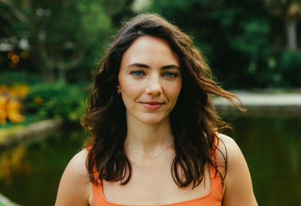How to Get Blurry Backgrounds Using Aperture Bokeh Focal Length Tile Image