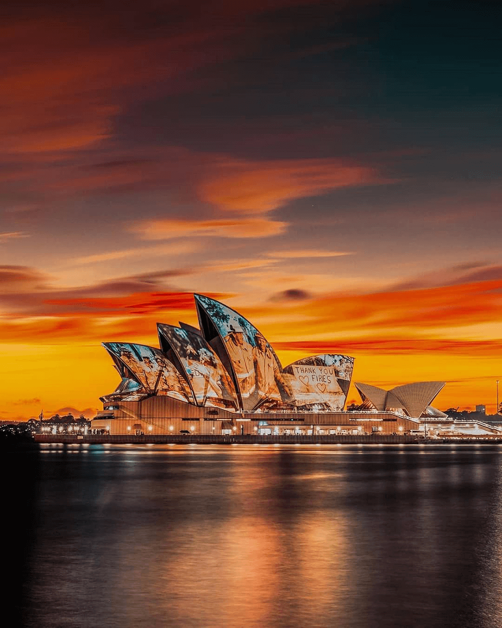 Image of Sydney Opera House tribute light installation by @theinkedshooter 